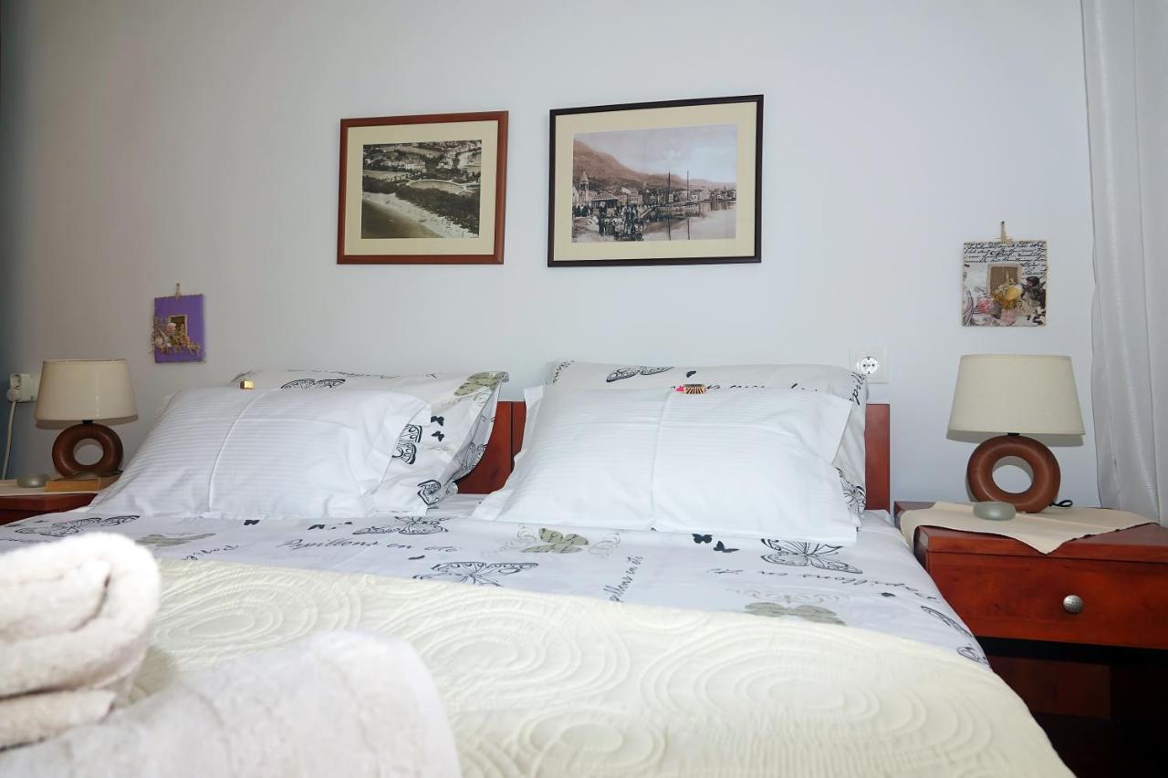 מאקרסקה Two-Bedroom Apartment In The Centre מראה חיצוני תמונה