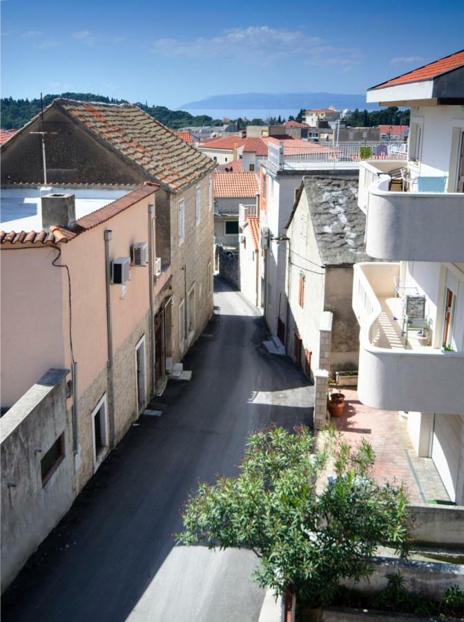 מאקרסקה Two-Bedroom Apartment In The Centre מראה חיצוני תמונה